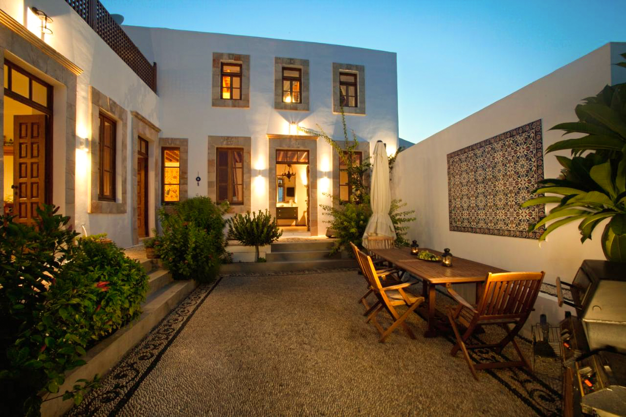 Villa Lindos Space